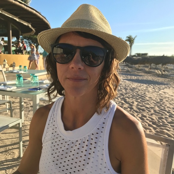 Meet your Posher, Virginia - Picture 1 of 7